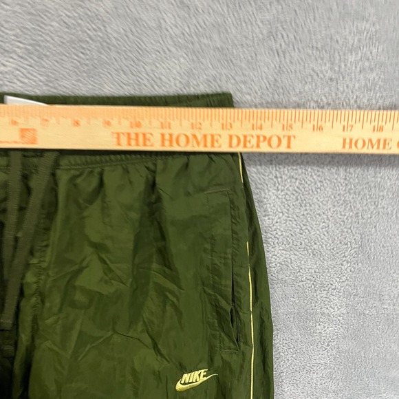 Nike Track Pants Men's S Nylon Army Green Sportswear‎ Core DD5219-326 Y2K - Picture 7 of 10